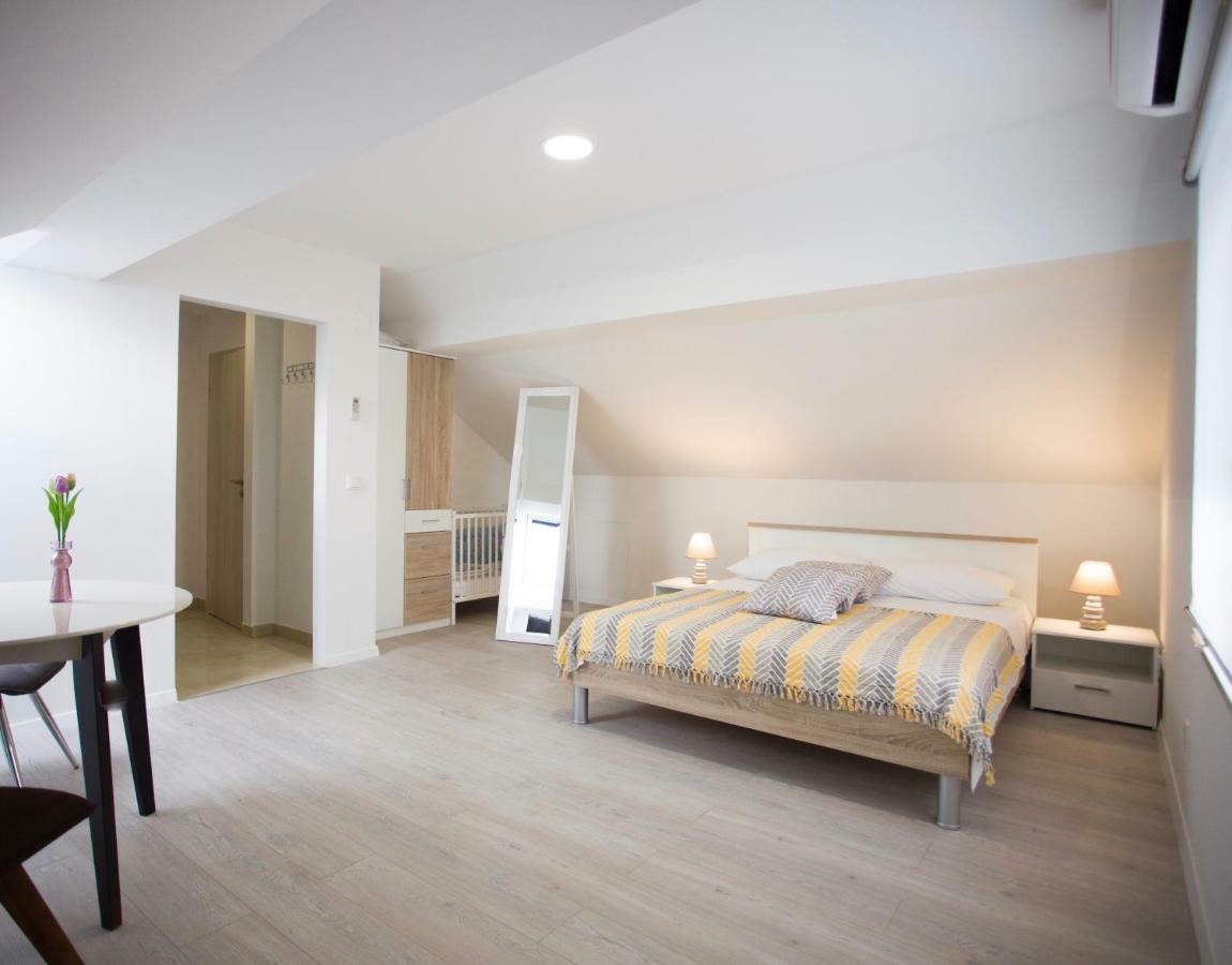 Apartment Bilo Оміш Екстер'єр фото